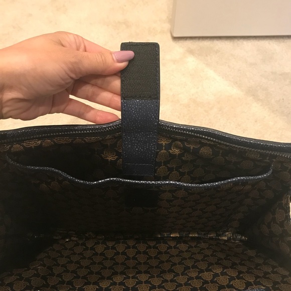 Grey leather Laptop case - Picture 4 of 7